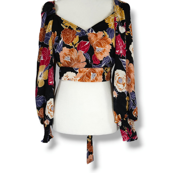 NWT B.O.G. Band of the Free Floral Crossover Crop Top Sz. S [4-6] Black Berry - Picture 2 of 9